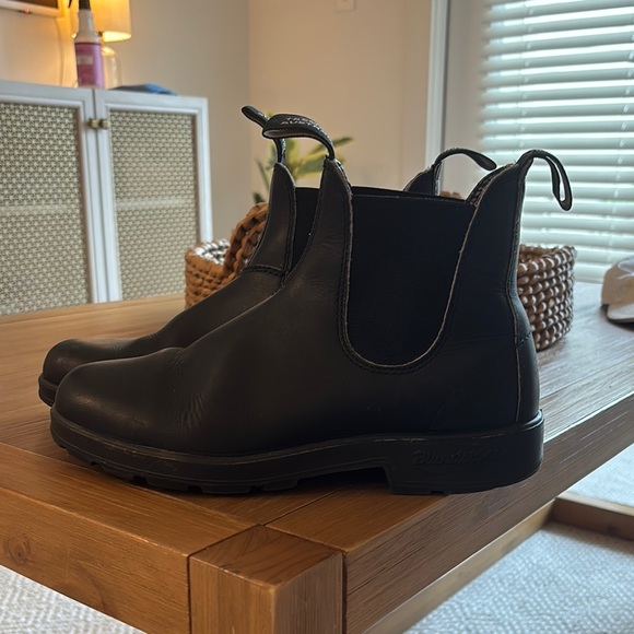 Blundstone Women’s Black Chelsea Boots - Picture 2 of 6